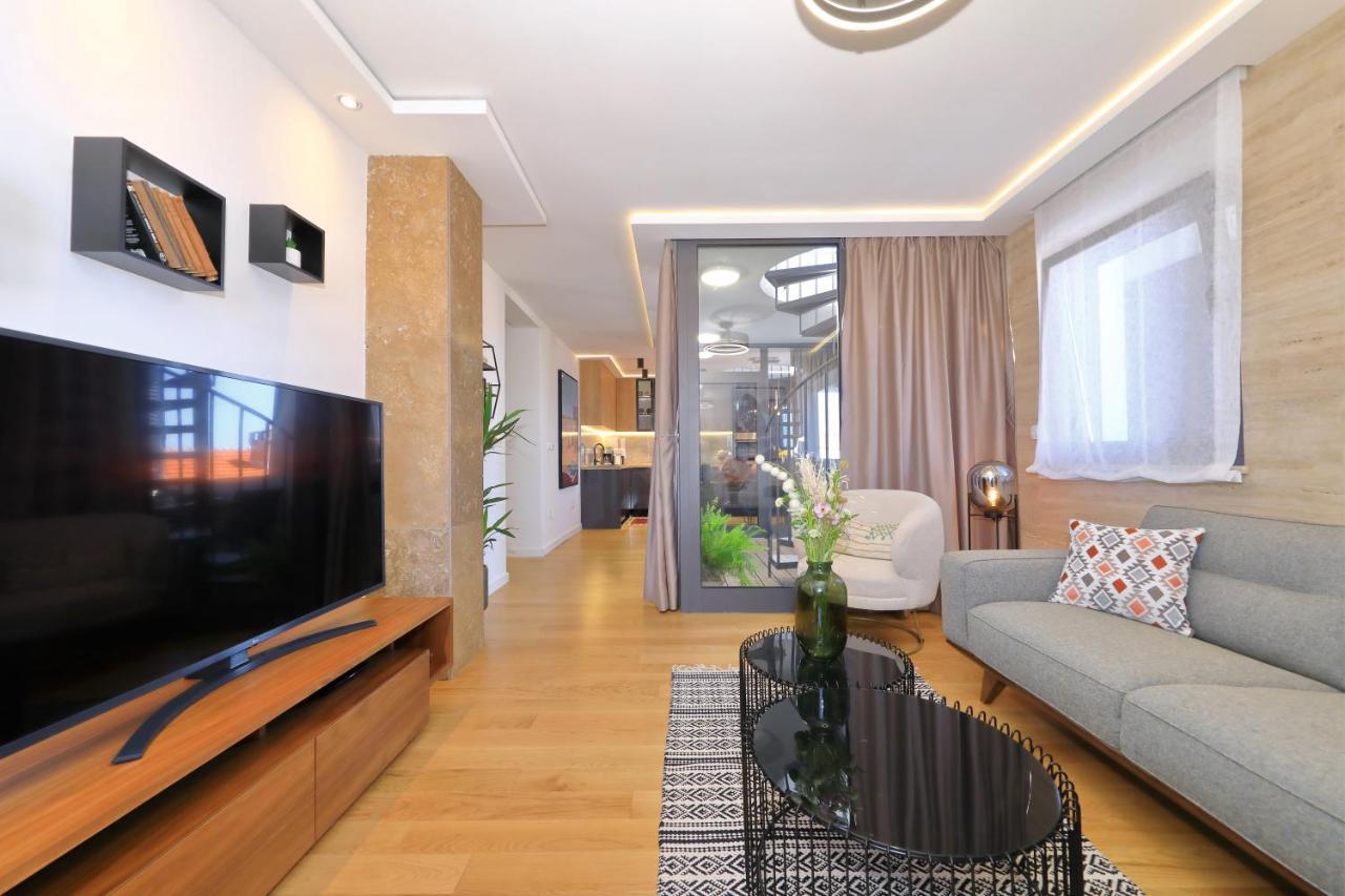 Penthouse Diem - Private Pool With Sea View ザダル エクステリア 写真